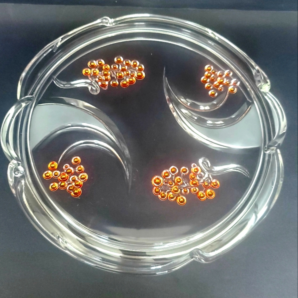 VTG Cake Platter Clear Glass & Opalescent Coral Embossed Grapes Regencycore 13"